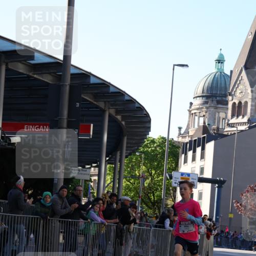 25.04.2025 - Das Zehntel Yannick Fuchs http://msf.ph/oto/7668158 26.04.2025 08:48:03 Ziel 2379, 2715, 3469 meine-sportfotos.de