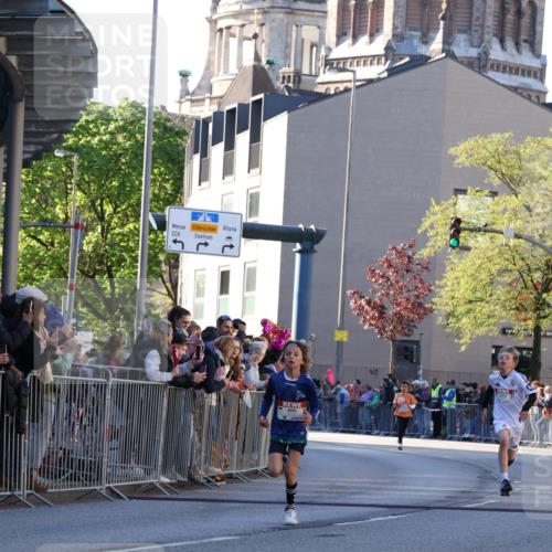 25.04.2025 - Das Zehntel Yannick Fuchs http://msf.ph/oto/7668175 26.04.2025 08:48:10 Ziel 2379, 2715, 3823 meine-sportfotos.de