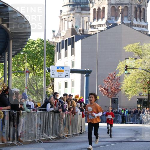 25.04.2025 - Das Zehntel Yannick Fuchs http://msf.ph/oto/7668202 26.04.2025 08:48:19 Ziel 1926, 2379, 2961, 2990, 3823 meine-sportfotos.de