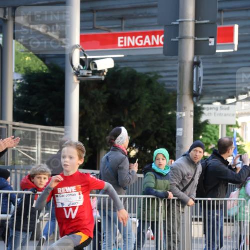 25.04.2025 - Das Zehntel Yannick Fuchs http://msf.ph/oto/7668219 26.04.2025 08:48:23 Ziel 1926, 2961, 2990, 3792, 3823 meine-sportfotos.de