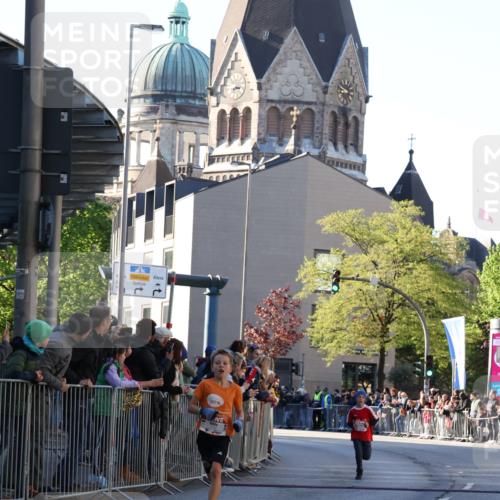 25.04.2025 - Das Zehntel Yannick Fuchs http://msf.ph/oto/7668235 26.04.2025 08:48:32 Ziel 1929, 2961, 2990, 3506, 3792 meine-sportfotos.de