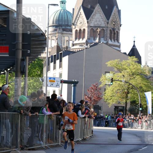 25.04.2025 - Das Zehntel Yannick Fuchs http://msf.ph/oto/7668236 26.04.2025 08:48:33 Ziel 1929, 2961, 3506, 3792 meine-sportfotos.de