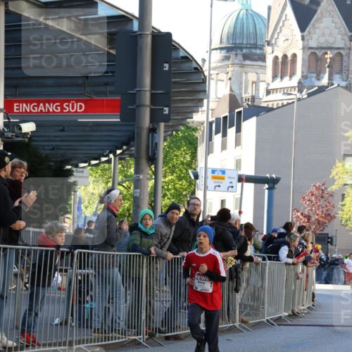 25.04.2025 - Das Zehntel Yannick Fuchs http://msf.ph/oto/7668245 26.04.2025 08:48:36 Ziel 1754, 1929, 3506, 3792 meine-sportfotos.de