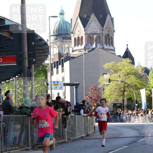 25.04.2025 - Das Zehntel Yannick Fuchs http://msf.ph/oto/7668268 26.04.2025 08:48:44 Ziel 1754, 3506 meine-sportfotos.de
