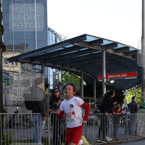 25.04.2025 - Das Zehntel Yannick Fuchs http://msf.ph/oto/7668278 26.04.2025 08:48:46 Ziel 1754, 3506 meine-sportfotos.de