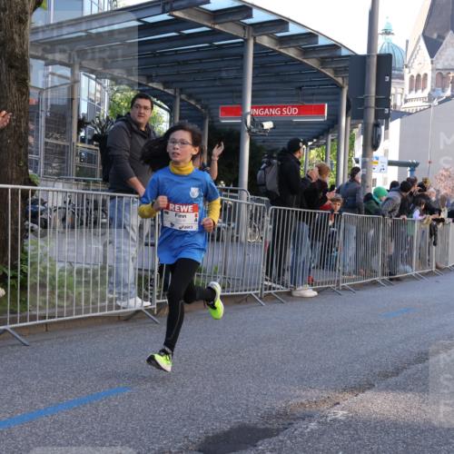 25.04.2025 - Das Zehntel Yannick Fuchs http://msf.ph/oto/7668329 26.04.2025 08:49:08 Ziel 1116, 1452, 1537, 1945, 2018, 2021, 2377, 2513, 2696, 3488, 3606, 3613 meine-sportfotos.de