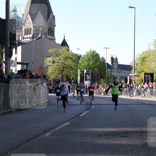 25.04.2025 - Das Zehntel Yannick Fuchs http://msf.ph/oto/7668341 26.04.2025 08:49:12 Ziel 1116, 1537, 1945, 2018, 2021, 2377, 2513, 2696, 3488 meine-sportfotos.de