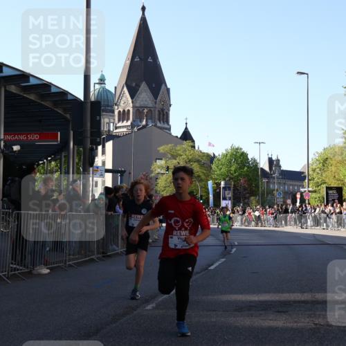25.04.2025 - Das Zehntel Yannick Fuchs http://msf.ph/oto/7668391 26.04.2025 08:49:18 Ziel 1116, 1537, 1945, 2021, 2377, 2383, 2513, 2696, 2995, 3488 meine-sportfotos.de