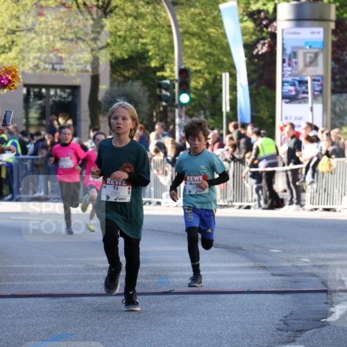 25.04.2025 - Das Zehntel Yannick Fuchs http://msf.ph/oto/7668433 26.04.2025 08:49:26 Ziel 1107, 2383, 2995, 3539, 3540 meine-sportfotos.de