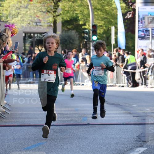 25.04.2025 - Das Zehntel Yannick Fuchs http://msf.ph/oto/7668439 26.04.2025 08:49:26 Ziel 1107, 2383, 2995, 3539, 3540 meine-sportfotos.de