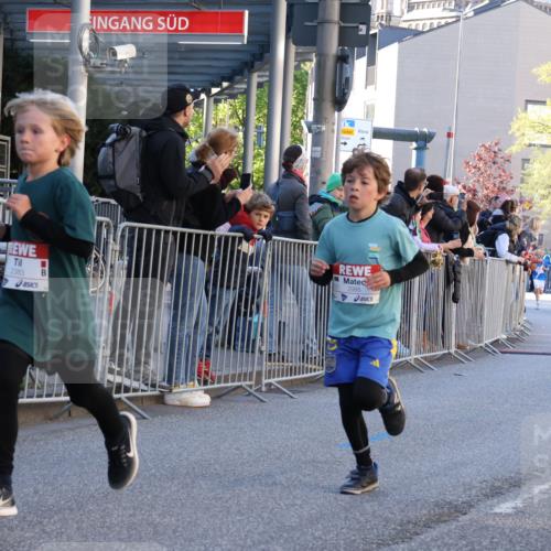 25.04.2025 - Das Zehntel Yannick Fuchs http://msf.ph/oto/7668462 26.04.2025 08:49:30 Ziel 1107, 1131, 2014, 2383, 2995, 3539, 3540 meine-sportfotos.de