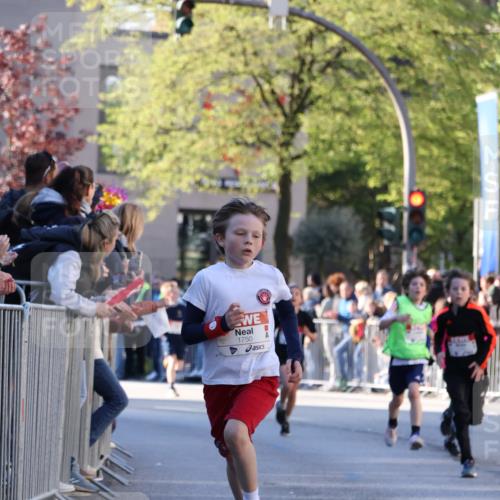25.04.2025 - Das Zehntel Yannick Fuchs http://msf.ph/oto/7668523 26.04.2025 08:49:52 Ziel 1549, 1750, 2363, 2637, 2739, 3455 meine-sportfotos.de