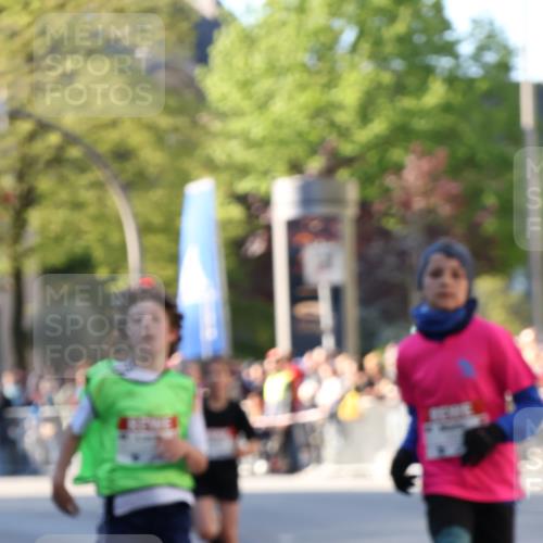 25.04.2025 - Das Zehntel Yannick Fuchs http://msf.ph/oto/7668544 26.04.2025 08:49:57 Ziel 1549, 1750, 2363, 2637, 2655, 2739, 3455 meine-sportfotos.de
