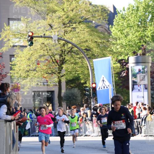 25.04.2025 - Das Zehntel Yannick Fuchs http://msf.ph/oto/7668589 26.04.2025 08:50:05 Ziel 1283, 2349, 2637, 2655, 2728, 2739, 2874, 3233, 3485, 3527 meine-sportfotos.de