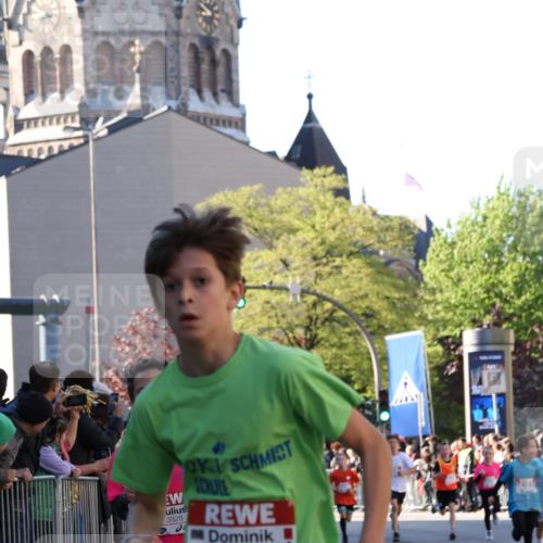 25.04.2025 - Das Zehntel Yannick Fuchs http://msf.ph/oto/7668670 26.04.2025 08:50:18 Ziel 1283, 2098, 2103, 2208, 2349, 2397, 2492, 2517, 2728, 2800, 2849, 2855, 2874, 3233, 3445, 3527, 3528, 3774, 3812, 3849, 3872 meine-sportfotos.de