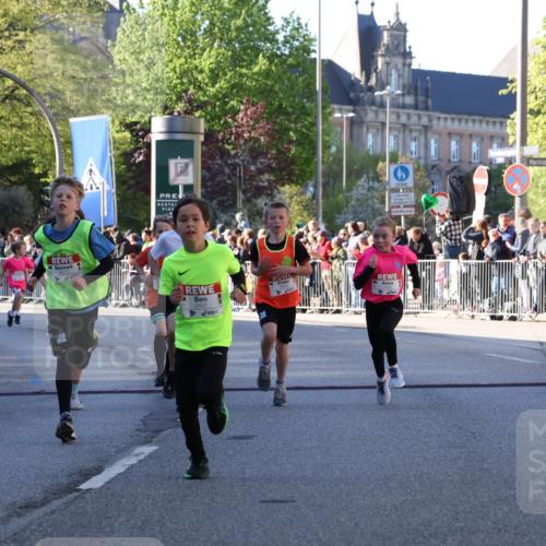 25.04.2025 - Das Zehntel Yannick Fuchs http://msf.ph/oto/7668688 26.04.2025 08:50:23 Ziel 1458, 1884, 2098, 2103, 2156, 2166, 2208, 2397, 2492, 2517, 2800, 2849, 2855, 3210, 3445, 3520, 3528, 3774, 3812, 3849, 3872 meine-sportfotos.de
