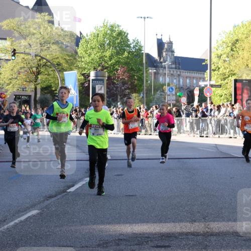 25.04.2025 - Das Zehntel Yannick Fuchs http://msf.ph/oto/7668692 26.04.2025 08:50:24 Ziel 1458, 1884, 2098, 2103, 2156, 2166, 2397, 2492, 2517, 2800, 2849, 2855, 3210, 3445, 3520, 3528, 3774, 3812, 3849, 3872 meine-sportfotos.de