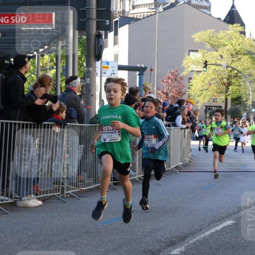 25.04.2025 - Das Zehntel Yannick Fuchs http://msf.ph/oto/7668728 26.04.2025 08:50:30 Ziel 1458, 1473, 1476, 1884, 2156, 2166, 2397, 2492, 2517, 2800, 2849, 2852, 2855, 2903, 2920, 2935, 3210, 3214, 3445, 3520, 3774, 3812, 3849, 3872 meine-sportfotos.de
