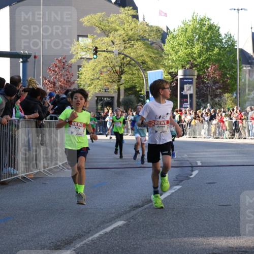 25.04.2025 - Das Zehntel Yannick Fuchs http://msf.ph/oto/7668753 26.04.2025 08:50:33 Ziel 1458, 1473, 1476, 1884, 2156, 2166, 2392, 2643, 2711, 2852, 2903, 2920, 2935, 3210, 3214, 3520, 3849 meine-sportfotos.de