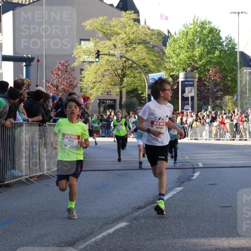 25.04.2025 - Das Zehntel Yannick Fuchs http://msf.ph/oto/7668755 26.04.2025 08:50:33 Ziel 1458, 1473, 1476, 1884, 2156, 2166, 2392, 2643, 2711, 2852, 2903, 2920, 2935, 3210, 3214, 3520, 3849 meine-sportfotos.de