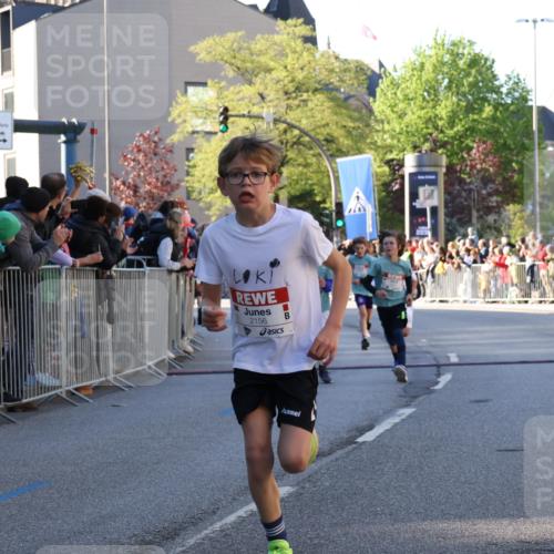 25.04.2025 - Das Zehntel Yannick Fuchs http://msf.ph/oto/7668769 26.04.2025 08:50:34 Ziel 1458, 1473, 1476, 1884, 2156, 2166, 2392, 2643, 2711, 2852, 2903, 2920, 2935, 3210, 3214, 3520, 3849 meine-sportfotos.de