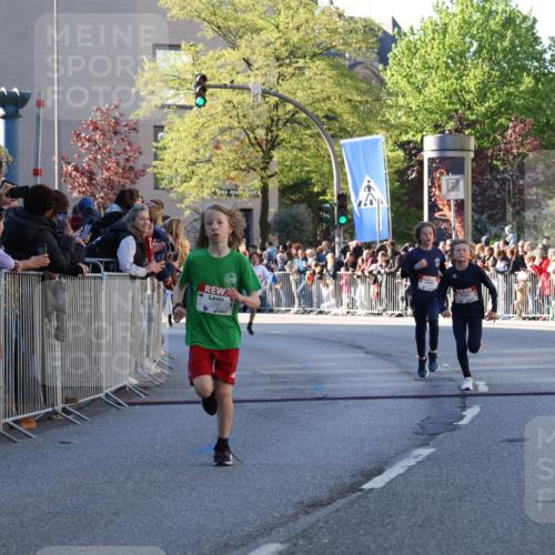 25.04.2025 - Das Zehntel Yannick Fuchs http://msf.ph/oto/7668846 26.04.2025 08:50:44 Ziel 1114, 1473, 1476, 2321, 2325, 2392, 2643, 2711, 2731, 2734, 2840, 2935, 3782, 3865 meine-sportfotos.de