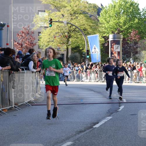 25.04.2025 - Das Zehntel Yannick Fuchs http://msf.ph/oto/7668848 26.04.2025 08:50:44 Ziel 1114, 1473, 1476, 2321, 2325, 2392, 2643, 2711, 2731, 2734, 2840, 2935, 3782, 3865 meine-sportfotos.de