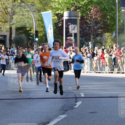 25.04.2025 - Das Zehntel Yannick Fuchs http://msf.ph/oto/7668876 26.04.2025 08:50:49 Ziel 1080, 1087, 1114, 1484, 1748, 1781, 1787, 2321, 2325, 2392, 2643, 2709, 2711, 2718, 2731, 2734, 2778, 2795, 2832, 2840, 3782, 3865 meine-sportfotos.de