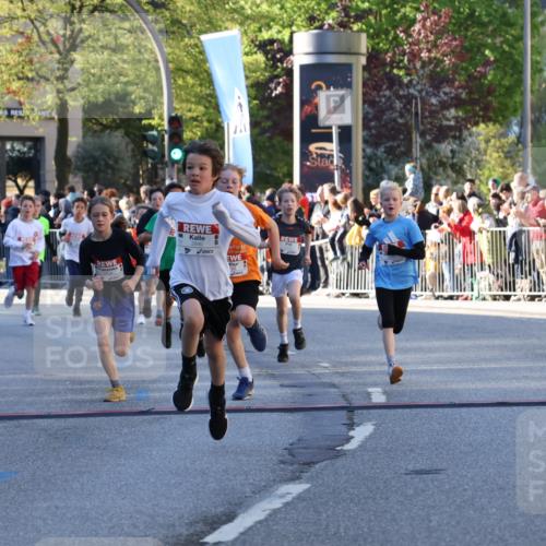 25.04.2025 - Das Zehntel Yannick Fuchs http://msf.ph/oto/7668883 26.04.2025 08:50:50 Ziel 1080, 1087, 1114, 1484, 1748, 1781, 1787, 2321, 2325, 2392, 2709, 2718, 2731, 2734, 2778, 2795, 2832, 2840, 3231, 3782, 3865 meine-sportfotos.de