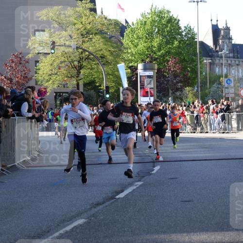 25.04.2025 - Das Zehntel Yannick Fuchs http://msf.ph/oto/7668909 26.04.2025 08:50:54 Ziel 1080, 1087, 1114, 1484, 1748, 1781, 1787, 1922, 2321, 2325, 2356, 2709, 2718, 2734, 2778, 2795, 2827, 2832, 2840, 3040, 3231, 3782, 3865 meine-sportfotos.de