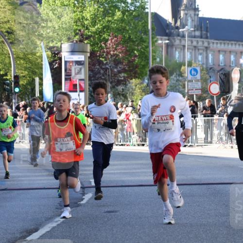 25.04.2025 - Das Zehntel Yannick Fuchs http://msf.ph/oto/7668946 26.04.2025 08:50:57 Ziel 1080, 1087, 1484, 1748, 1781, 1787, 1922, 2321, 2325, 2356, 2474, 2709, 2718, 2734, 2778, 2795, 2827, 2832, 2840, 3040, 3231, 3782, 3865 meine-sportfotos.de
