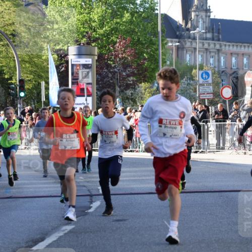 25.04.2025 - Das Zehntel Yannick Fuchs http://msf.ph/oto/7668948 26.04.2025 08:50:58 Ziel 1080, 1087, 1484, 1748, 1781, 1787, 1922, 2321, 2325, 2356, 2474, 2709, 2718, 2734, 2778, 2795, 2827, 2832, 2840, 2919, 3040, 3231, 3782, 3865 meine-sportfotos.de