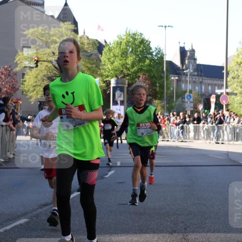 25.04.2025 - Das Zehntel Yannick Fuchs http://msf.ph/oto/7669081 26.04.2025 08:51:22 Ziel 1171, 1177, 1488, 1546, 1621, 1757, 1943, 2010, 2213, 2348, 2481, 2505, 2621, 2644, 2684, 2700, 2848, 2853, 2907, 2960, 2975, 3049, 3066, 3097, 3099, 3188, 3486, 3538, 3856, 3877 meine-sportfotos.de