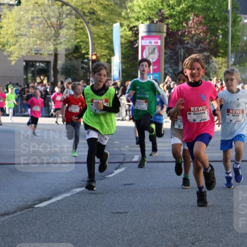 25.04.2025 - Das Zehntel Yannick Fuchs http://msf.ph/oto/7669208 26.04.2025 08:51:45 Ziel 1166, 1176, 1207, 1208, 1232, 1245, 1654, 1788, 2015, 2149, 2161, 2886, 3060, 3404, 3450, 3496, 3516, 3530, 3595, 3873 meine-sportfotos.de