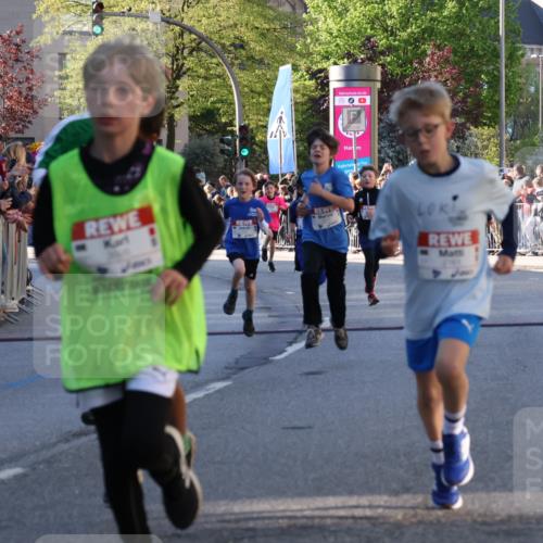 25.04.2025 - Das Zehntel Yannick Fuchs http://msf.ph/oto/7669228 26.04.2025 08:51:48 Ziel 1166, 1176, 1207, 1208, 1232, 1245, 1654, 1788, 2015, 2149, 2161, 2886, 3060, 3212, 3404, 3450, 3496, 3516, 3530, 3595, 3873 meine-sportfotos.de