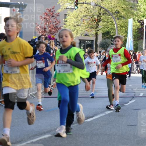 25.04.2025 - Das Zehntel Yannick Fuchs http://msf.ph/oto/7669313 26.04.2025 08:52:05 Ziel 1108, 1122, 1127, 1188, 1418, 1979, 2023, 2029, 2216, 2355, 2364, 2804, 2859, 3063, 3085, 3088, 3160, 3161, 3171, 3212, 3407, 3467, 3822 meine-sportfotos.de