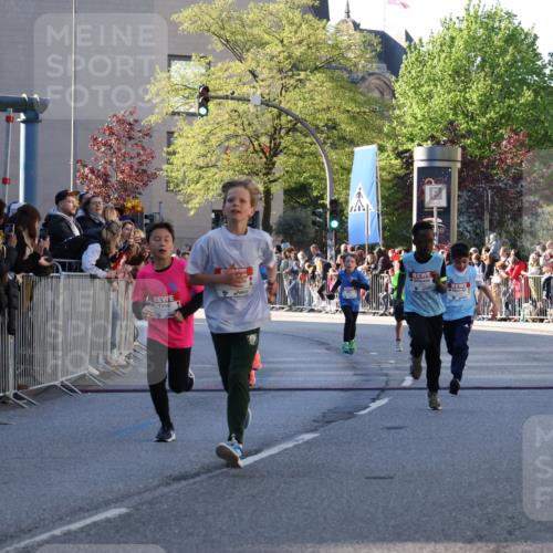 25.04.2025 - Das Zehntel Yannick Fuchs http://msf.ph/oto/7669359 26.04.2025 08:52:11 Ziel 1108, 1122, 1127, 1752, 1761, 1979, 2029, 2187, 2275, 2804, 2859, 3063, 3085, 3088, 3160, 3161, 3171, 3467, 3822, 3884 meine-sportfotos.de