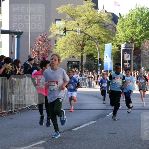 25.04.2025 - Das Zehntel Yannick Fuchs http://msf.ph/oto/7669368 26.04.2025 08:52:11 Ziel 1108, 1122, 1127, 1752, 1761, 1979, 2029, 2187, 2275, 2804, 2859, 3063, 3085, 3088, 3160, 3161, 3171, 3467, 3822, 3884 meine-sportfotos.de