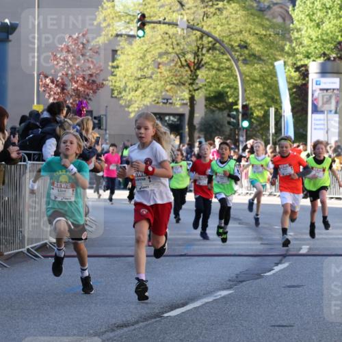 25.04.2025 - Das Zehntel Yannick Fuchs http://msf.ph/oto/7669454 26.04.2025 08:52:21 Ziel 1541, 1568, 1752, 1761, 1803, 2029, 2170, 2187, 2275, 2464, 2471, 2500, 3063, 3095, 3102, 3104, 3110, 3178, 3225, 3499, 3811, 3884, 3944 meine-sportfotos.de