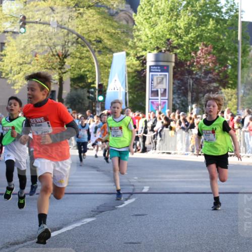 25.04.2025 - Das Zehntel Yannick Fuchs http://msf.ph/oto/7669475 26.04.2025 08:52:24 Ziel 1229, 1541, 1568, 1752, 1761, 1803, 2170, 2187, 2275, 2464, 2471, 2500, 3095, 3102, 3104, 3110, 3178, 3225, 3462, 3499, 3811, 3884, 3921, 3944 meine-sportfotos.de