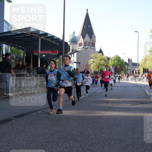 25.04.2025 - Das Zehntel Yannick Fuchs http://msf.ph/oto/7669562 26.04.2025 08:52:32 Ziel 1229, 1453, 1478, 1568, 1803, 1921, 2170, 2191, 2194, 2212, 2471, 2500, 2628, 3038, 3042, 3095, 3102, 3104, 3110, 3225, 3409, 3462, 3499, 3592, 3599, 3603, 3617, 3811, 3870, 3921, 3941 meine-sportfotos.de