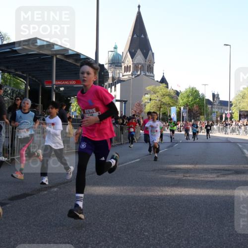 25.04.2025 - Das Zehntel Yannick Fuchs http://msf.ph/oto/7669586 26.04.2025 08:52:33 Ziel 1229, 1453, 1478, 1479, 1568, 1921, 2170, 2191, 2194, 2212, 2471, 2500, 2628, 2653, 2706, 3038, 3042, 3095, 3102, 3104, 3110, 3409, 3462, 3499, 3592, 3599, 3603, 3611, 3617, 3781, 3805, 3811, 3870, 3921, 3941 meine-sportfotos.de