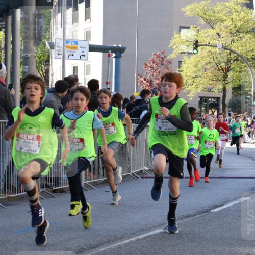 25.04.2025 - Das Zehntel Yannick Fuchs http://msf.ph/oto/7669622 26.04.2025 08:52:36 Ziel 1229, 1453, 1478, 1479, 1921, 2170, 2191, 2194, 2212, 2471, 2628, 2653, 2706, 2733, 2826, 3038, 3042, 3095, 3102, 3104, 3110, 3409, 3462, 3499, 3592, 3599, 3603, 3611, 3617, 3729, 3781, 3805, 3811, 3870, 3921, 3941 meine-sportfotos.de