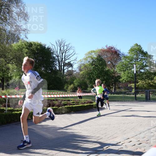 25.04.2025 - Das Zehntel Zöllner http://msf.ph/oto/7669716 26.04.2025 07:39:28 Laufen  meine-sportfotos.de