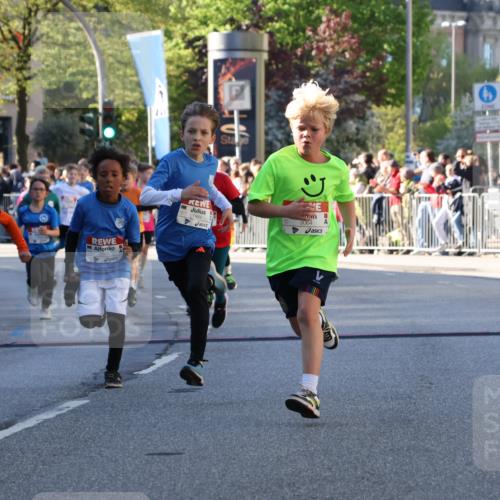 25.04.2025 - Das Zehntel Yannick Fuchs http://msf.ph/oto/7669783 26.04.2025 08:52:48 Ziel 1094, 1241, 1264, 1478, 1479, 1665, 1778, 1933, 1944, 1984, 2013, 2025, 2035, 2499, 2590, 2599, 2645, 2653, 2694, 2706, 2733, 2826, 2861, 3053, 3064, 3173, 3411, 3507, 3519, 3524, 3532, 3611, 3719, 3722, 3729, 3781, 3787, 3805, 3878 meine-sportfotos.de