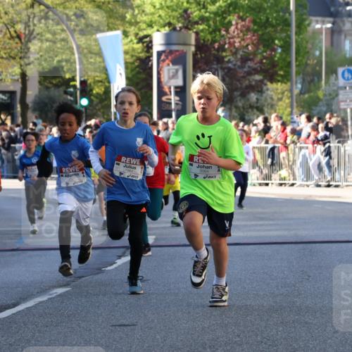 25.04.2025 - Das Zehntel Yannick Fuchs http://msf.ph/oto/7669787 26.04.2025 08:52:48 Ziel 1094, 1241, 1264, 1478, 1479, 1665, 1778, 1933, 1944, 1984, 2013, 2025, 2035, 2499, 2590, 2599, 2645, 2653, 2694, 2706, 2733, 2826, 2861, 3053, 3064, 3173, 3411, 3507, 3519, 3524, 3532, 3611, 3719, 3722, 3729, 3781, 3787, 3805, 3878 meine-sportfotos.de