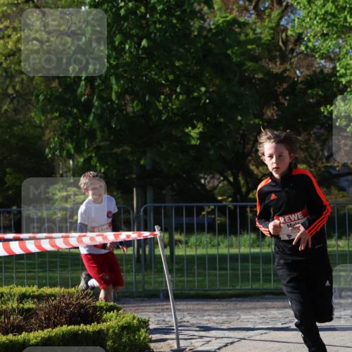 25.04.2025 - Das Zehntel Zöllner http://msf.ph/oto/7669882 26.04.2025 07:40:16 Laufen  meine-sportfotos.de