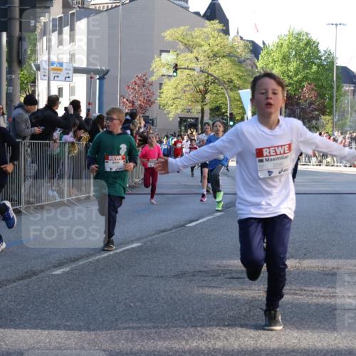 25.04.2025 - Das Zehntel Yannick Fuchs http://msf.ph/oto/7669883 26.04.2025 08:52:55 Ziel 1094, 1241, 1264, 1636, 1778, 1924, 1925, 1933, 1944, 1965, 1984, 2013, 2035, 2104, 2134, 2366, 2499, 2590, 2599, 2645, 2694, 2705, 2861, 2868, 2870, 3053, 3173, 3411, 3507, 3519, 3524, 3532, 3719, 3722, 3787, 3850, 3878, 3885 meine-sportfotos.de