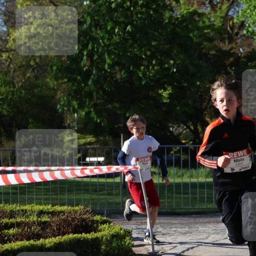 25.04.2025 - Das Zehntel Zöllner http://msf.ph/oto/7669885 26.04.2025 07:40:16 Laufen 2363 meine-sportfotos.de