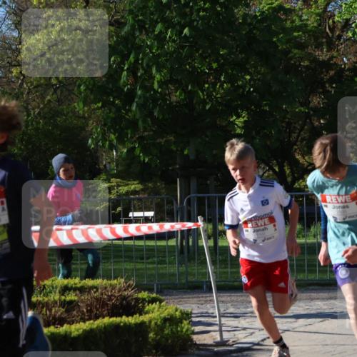 25.04.2025 - Das Zehntel Zöllner http://msf.ph/oto/7669920 26.04.2025 07:40:23 Laufen 1107 meine-sportfotos.de